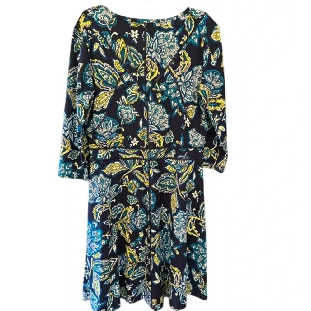 Title Nine Floral Paisley Performance Dress Womens Size M Blue Excellent Stretch
